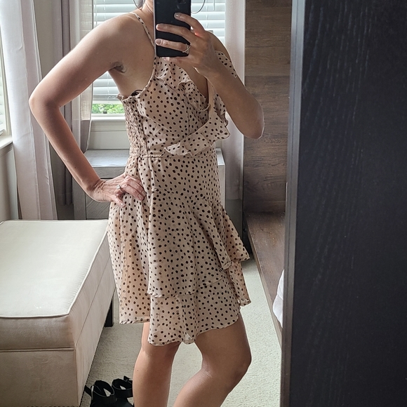 NWT Polka-dot Romper - Picture 8 of 8